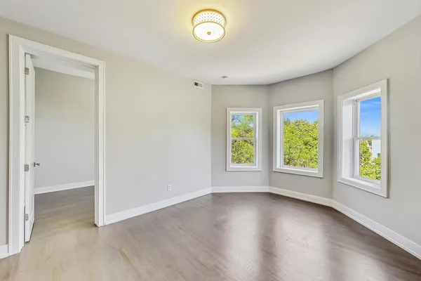 $3,600 | 2131 West Ohio Street, Unit 3, Chicago, IL 60612
