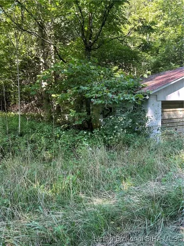 $165,000 | 10692 North Haleysburg Road, Vallonia, IN 47281