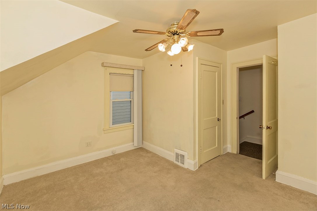3274 Altamont Road Cleveland, OH 44118 - Photo 23 of 35