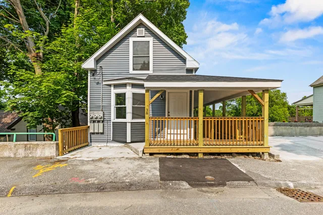 $420,000 | 38 Newbury Street, Auburn, ME 04210