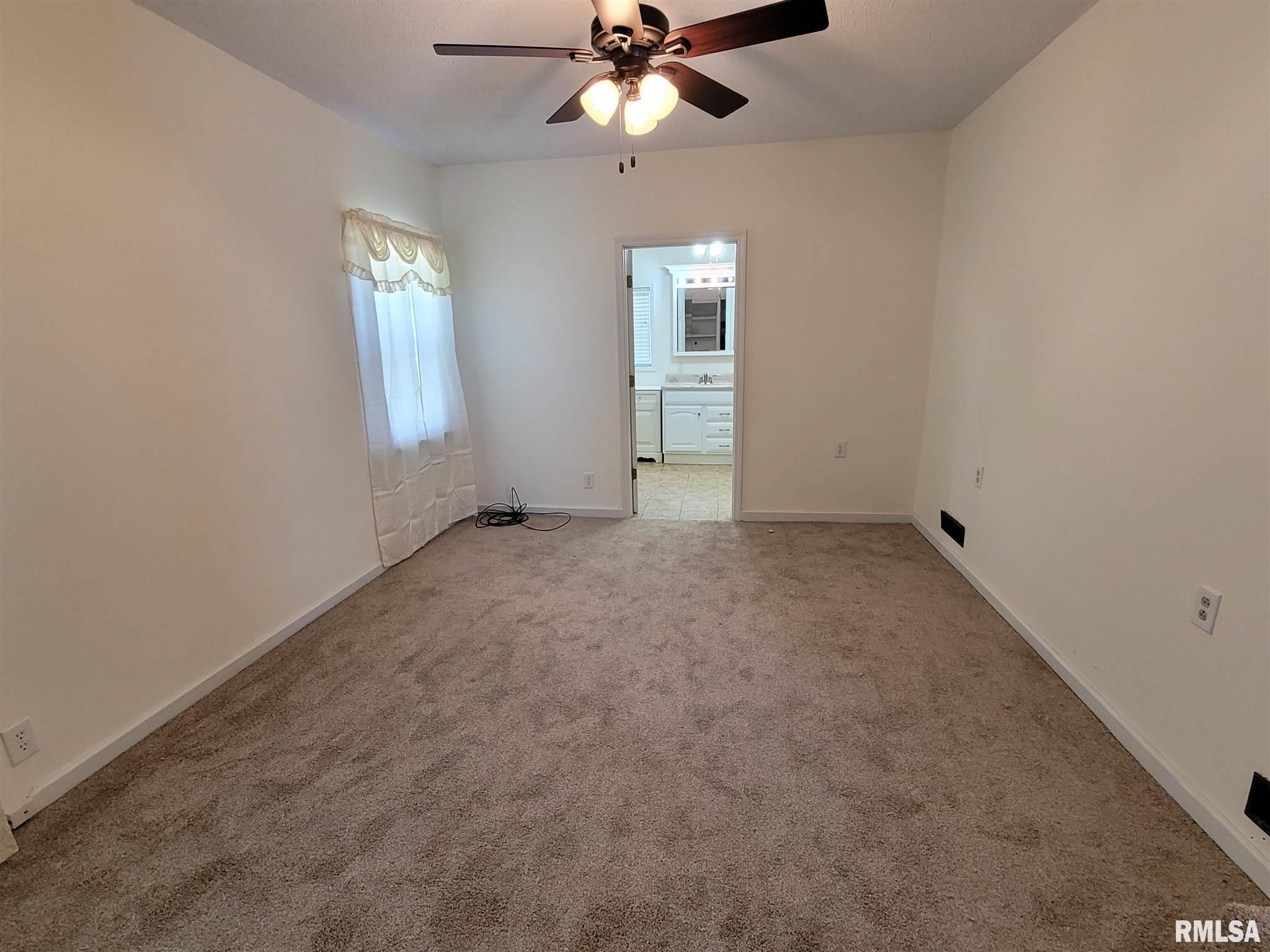 837 Meadowbrook Road Mount Vernon, IL 62864 - Photo 23 of 36