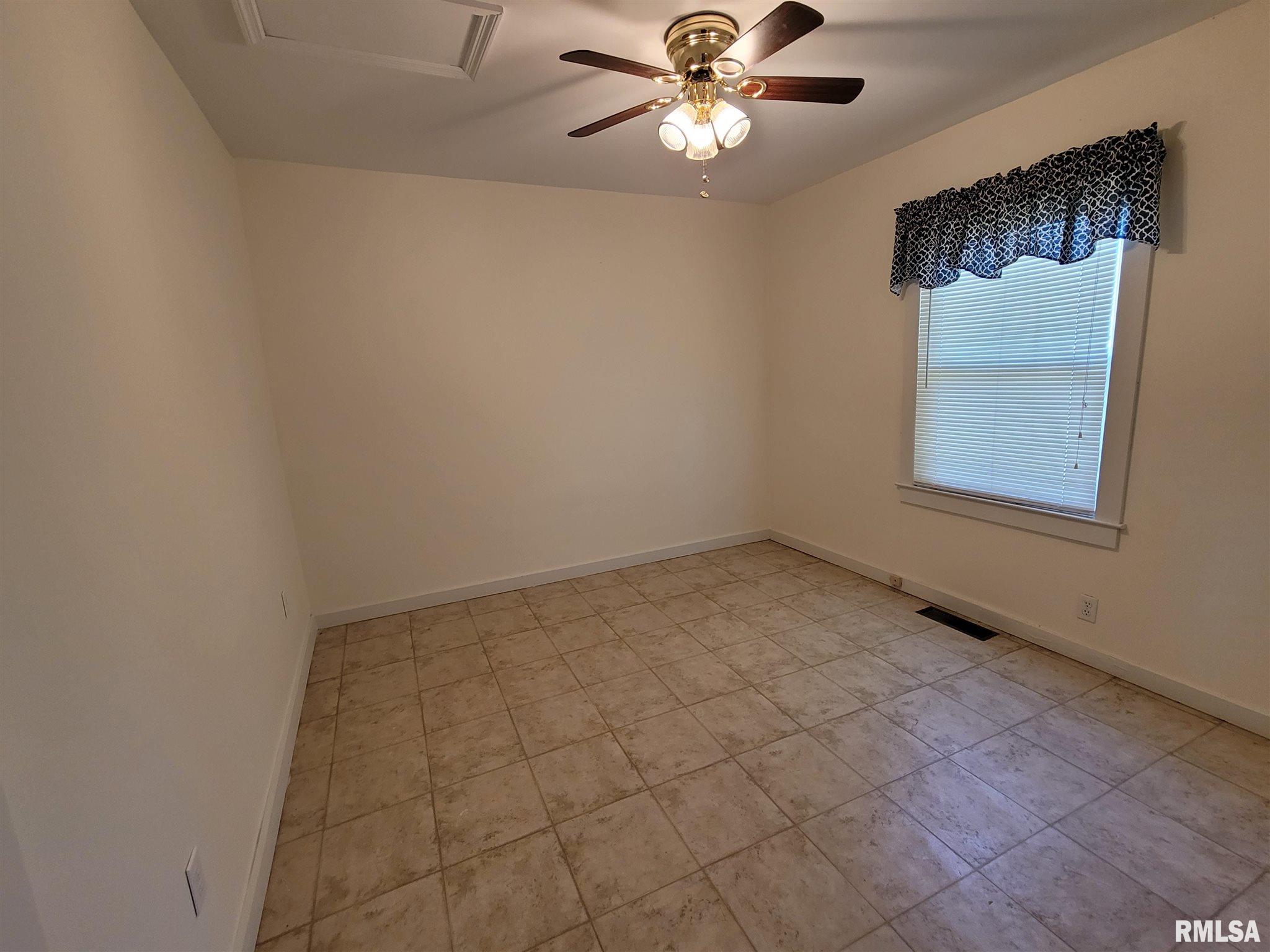 837 Meadowbrook Road Mount Vernon, IL 62864 - Photo 33 of 36