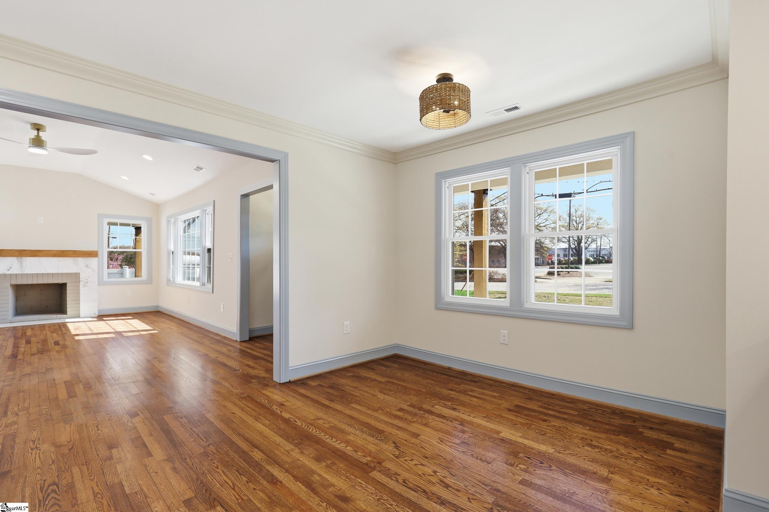 4 Wembley Road Greenville, SC 29607 - Photo 11 of 41