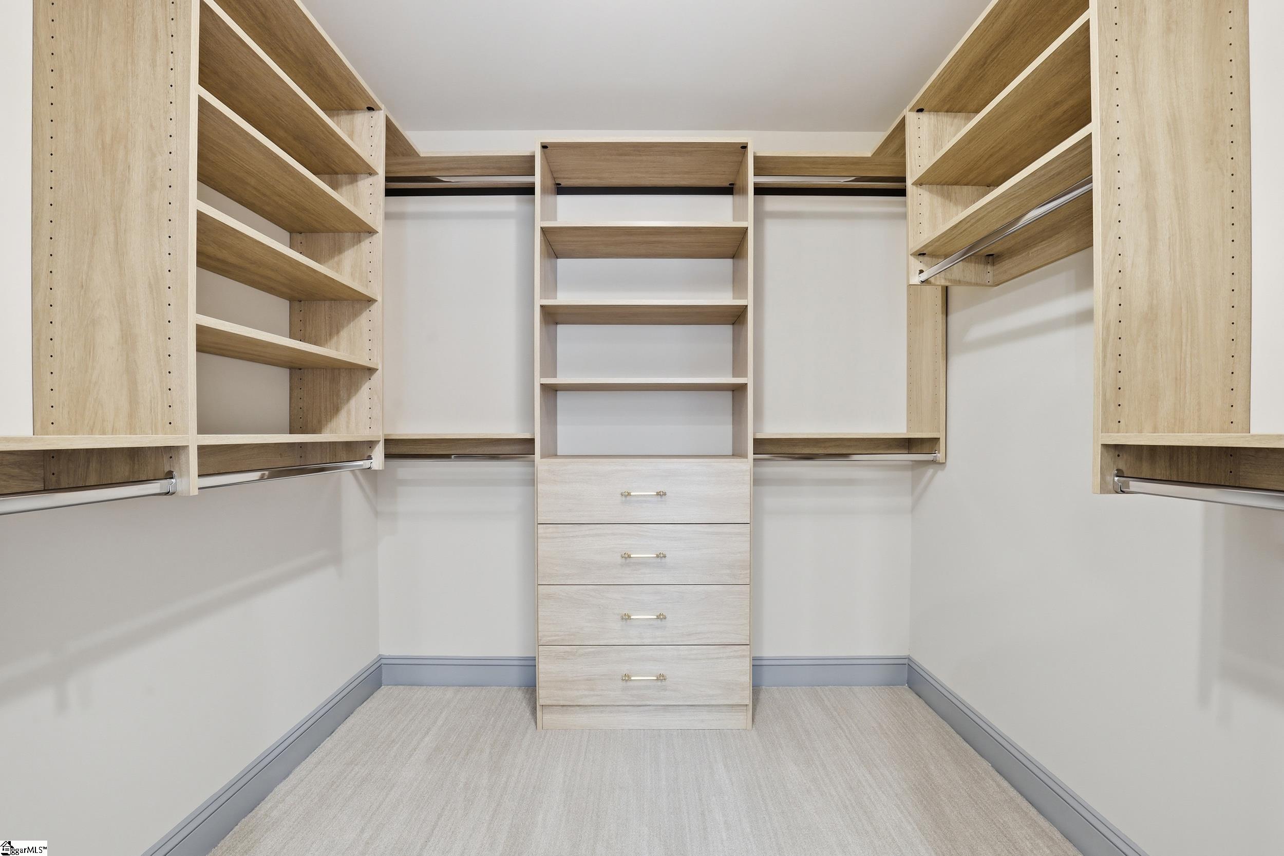 4 Wembley Road Greenville, SC 29607 - Photo 24 of 41