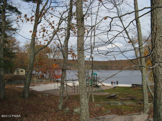 Robin Way Lackawaxen, PA 18435 - Photo 14 of 23