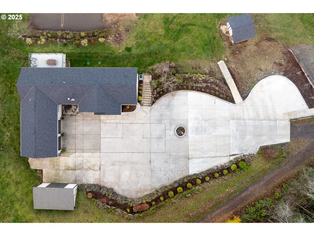 $1,124,900 | 3900 Northeast 425th Street, Woodland, WA 98674