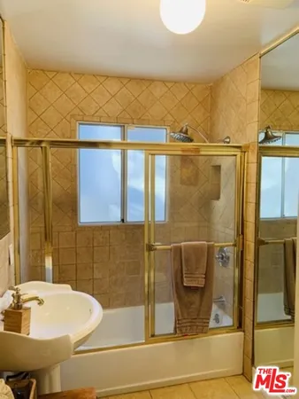 $7,247 | 101 North La Peer Drive, Los Angeles, CA 90048