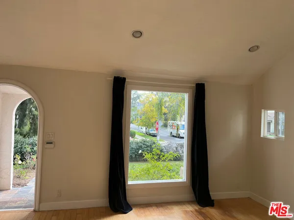 $7,247 | 101 North La Peer Drive, Los Angeles, CA 90048