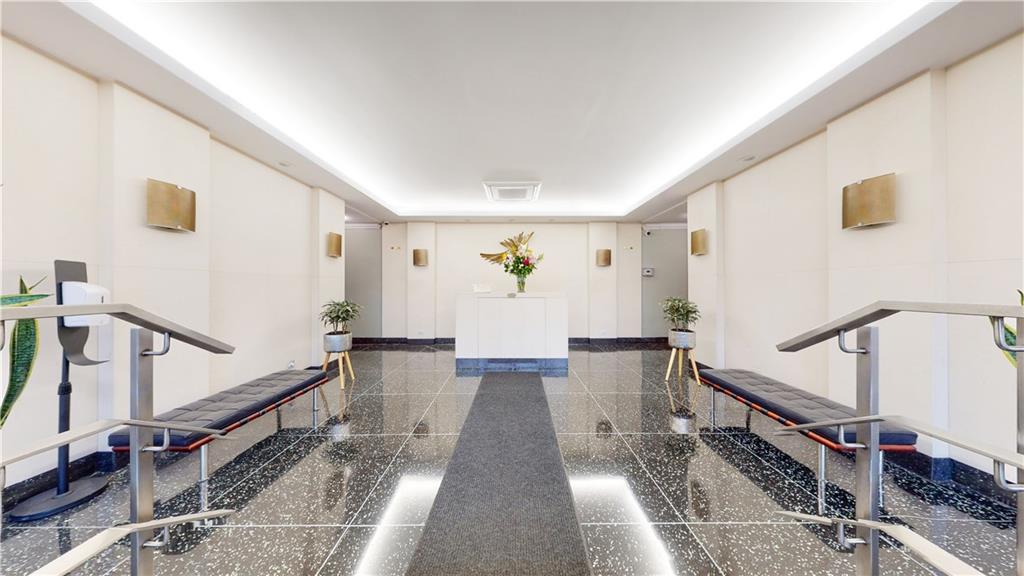 9411 Shore Road, Unit 4L Brooklyn, NY 11209 - Photo 4 of 20 Gallery Image 4