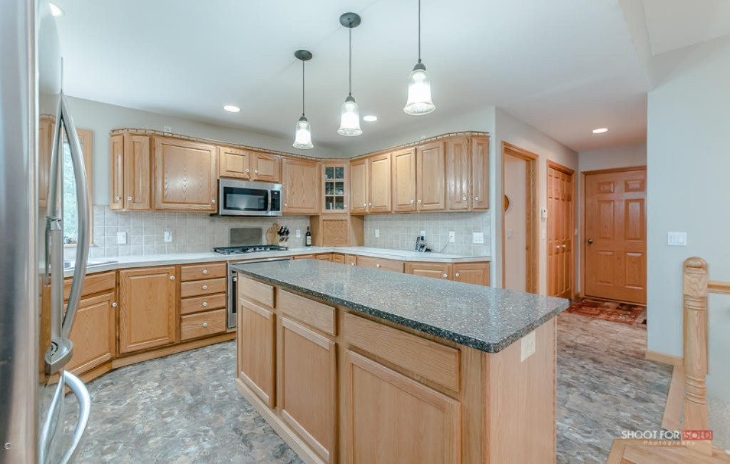 1945 Simonelli Road Muskegon, MI 49445 - Photo 8 of 33 Simonelli12Lores