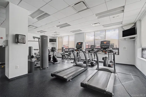 $350,000 | 14 Charles Lane, Unit 2D, Pomona, NY 10970