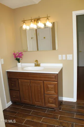 $749,000 | 235 Fisher Road, Jonesville, VA 24263