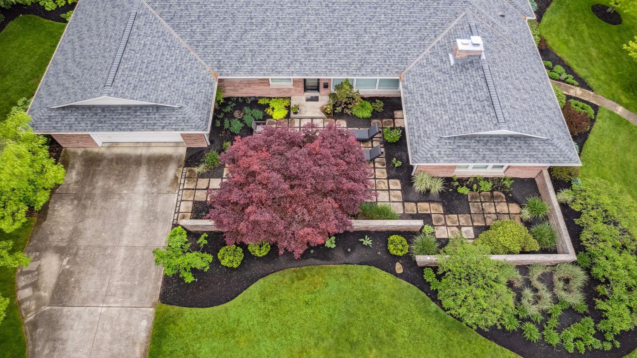 2579 Middlesex Road Upper Arlington, OH 43220 - Photo 85 of 92 Front Patio - Drone