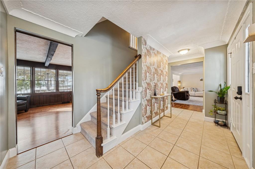 78 Will Scarlet Road Canonsburg, PA 15317 - Photo 4 of 48 Foyer