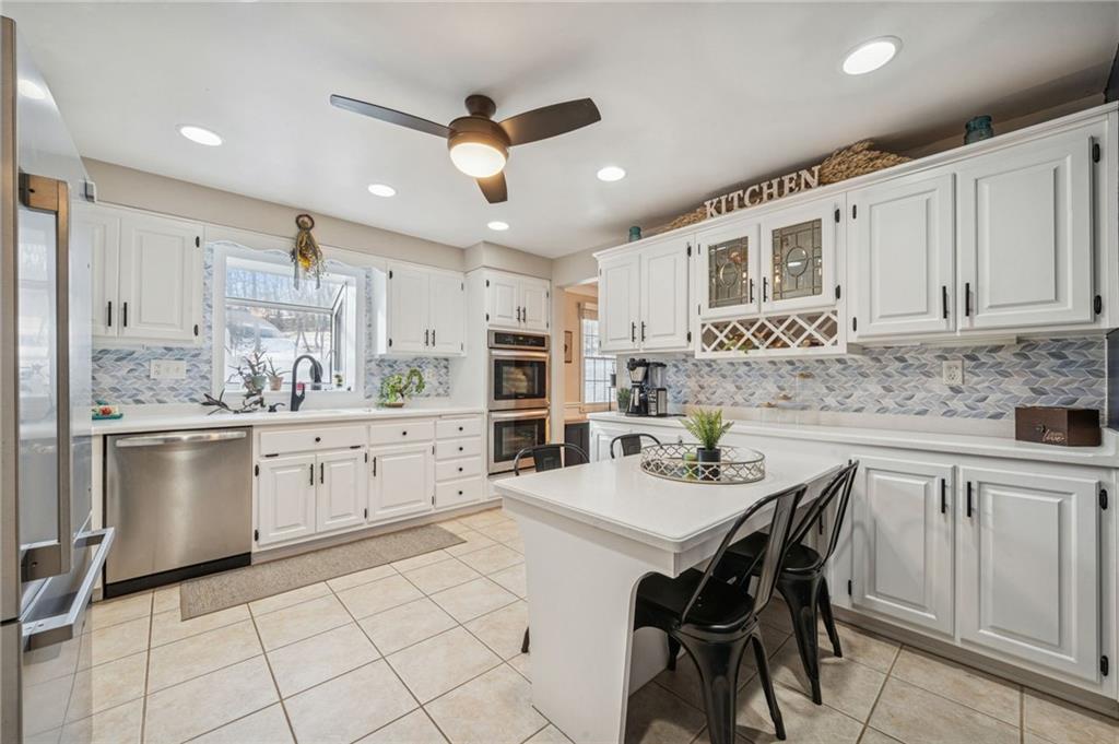 78 Will Scarlet Road Canonsburg, PA 15317 - Photo 5 of 48 Kitchen