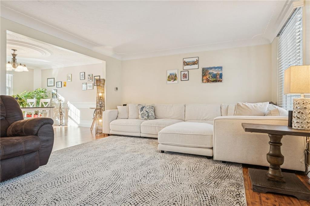78 Will Scarlet Road Canonsburg, PA 15317 - Photo 9 of 48 Living room