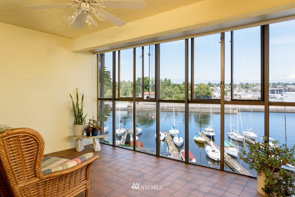 3100 West Commodore Way, Unit 206 Seattle, WA 98199 - Photo 6 of 25 Gallery Image 6