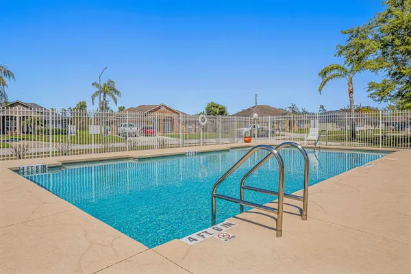 $349,900 | 141 Long Pine Drive, Deltona, FL 32725