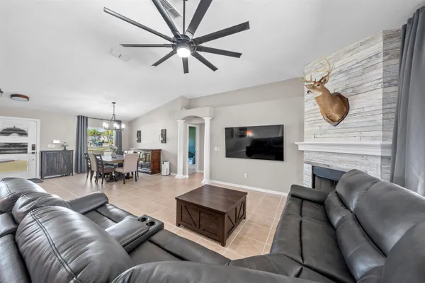 $349,900 | 141 Long Pine Drive, Deltona, FL 32725