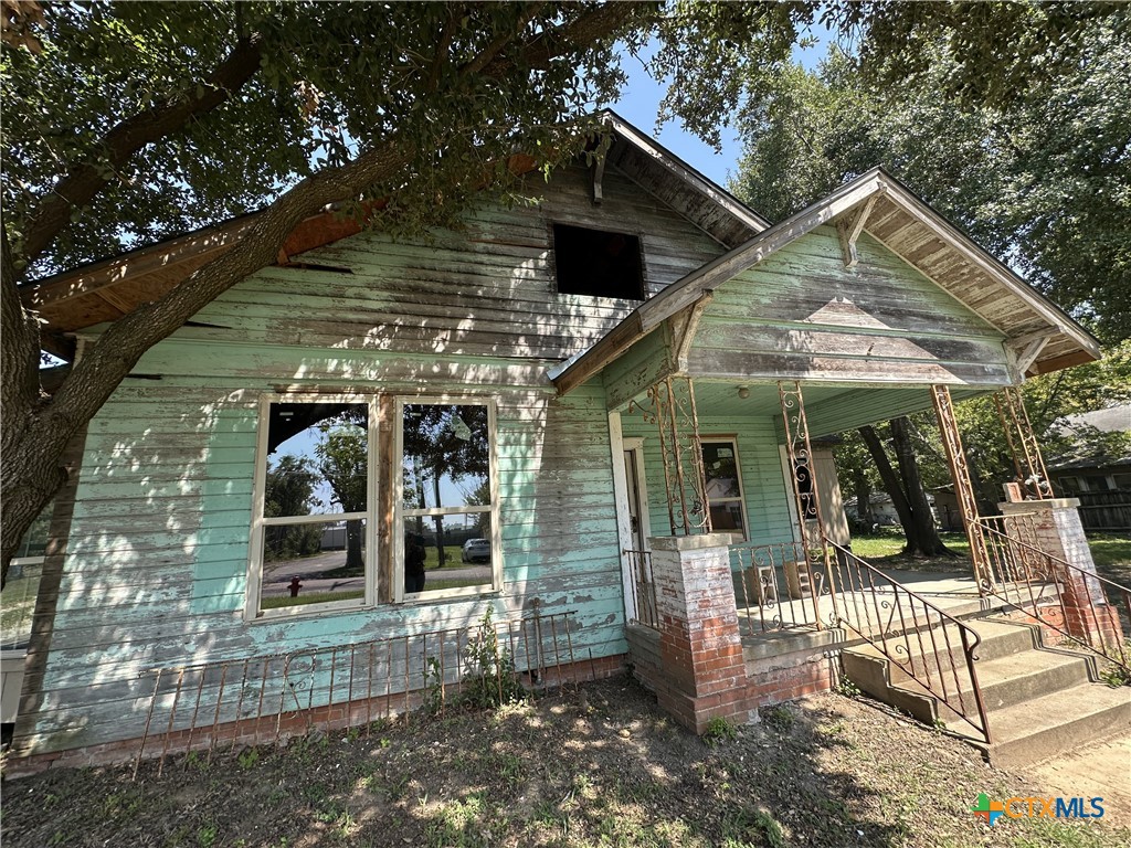 401 East Hopkins Street Mexia, TX 76667 - Photo 3 of 13