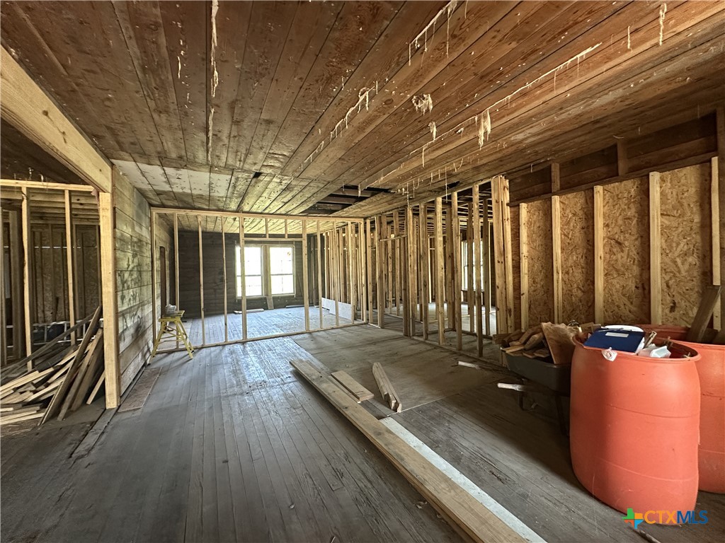 401 East Hopkins Street Mexia, TX 76667 - Photo 7 of 13