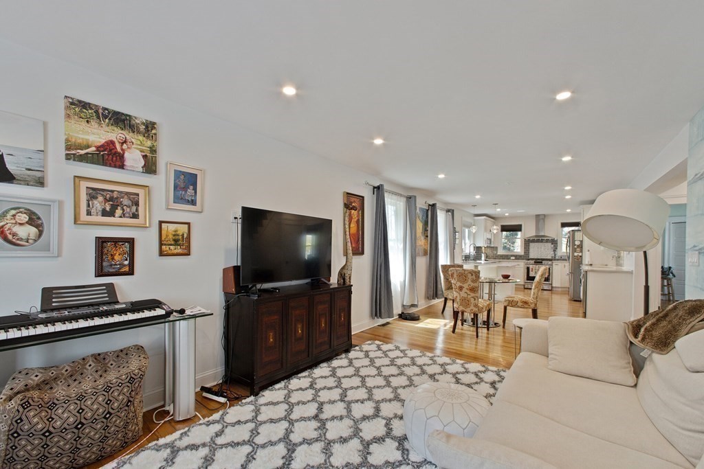 38 Redlands Road Boston, MA 02132 - Photo 6 of 35 Gallery Image 6