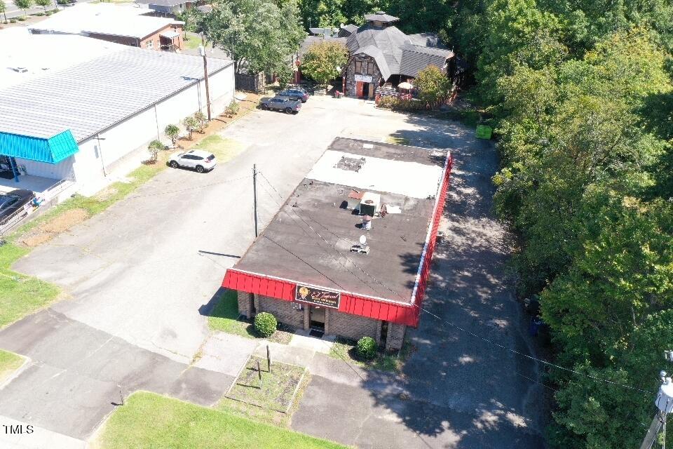 3218 Guess Road Durham, NC 27705 - Photo 4 of 43 screen_c002f81cead0d736_1725988244000