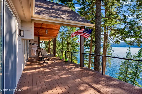 $2,695,000 | 7404 South Panorama View Drive, Harrison, ID 83833