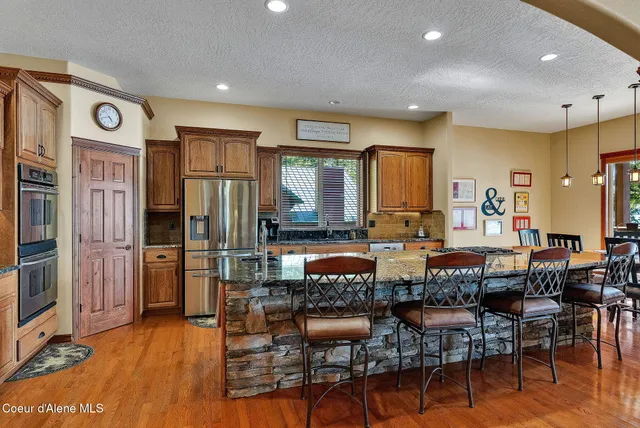 $2,695,000 | 7404 South Panorama View Drive, Harrison, ID 83833