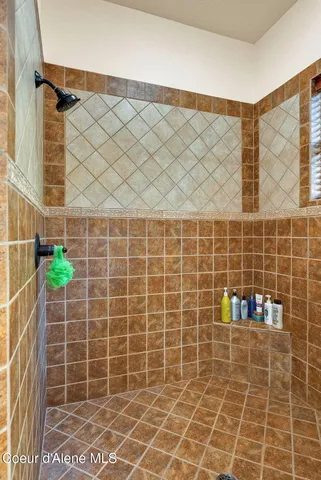 $2,695,000 | 7404 South Panorama View Drive, Harrison, ID 83833