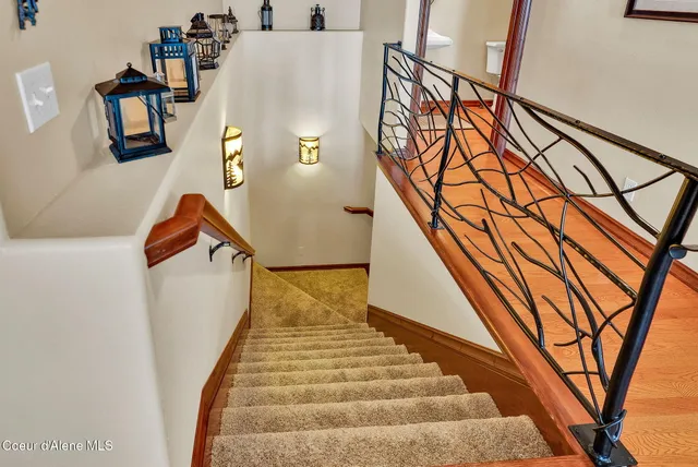 $2,695,000 | 7404 South Panorama View Drive, Harrison, ID 83833