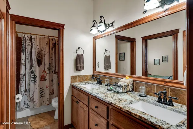 $2,695,000 | 7404 South Panorama View Drive, Harrison, ID 83833