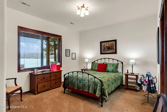 $2,695,000 | 7404 South Panorama View Drive, Harrison, ID 83833