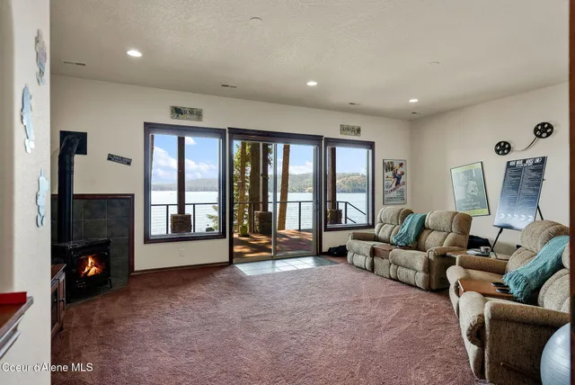 $2,695,000 | 7404 South Panorama View Drive, Harrison, ID 83833