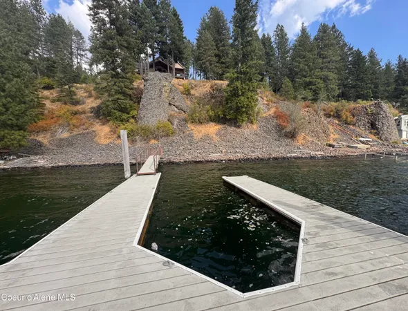 $2,695,000 | 7404 South Panorama View Drive, Harrison, ID 83833