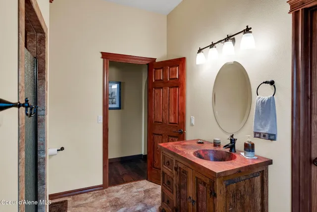 $2,695,000 | 7404 South Panorama View Drive, Harrison, ID 83833