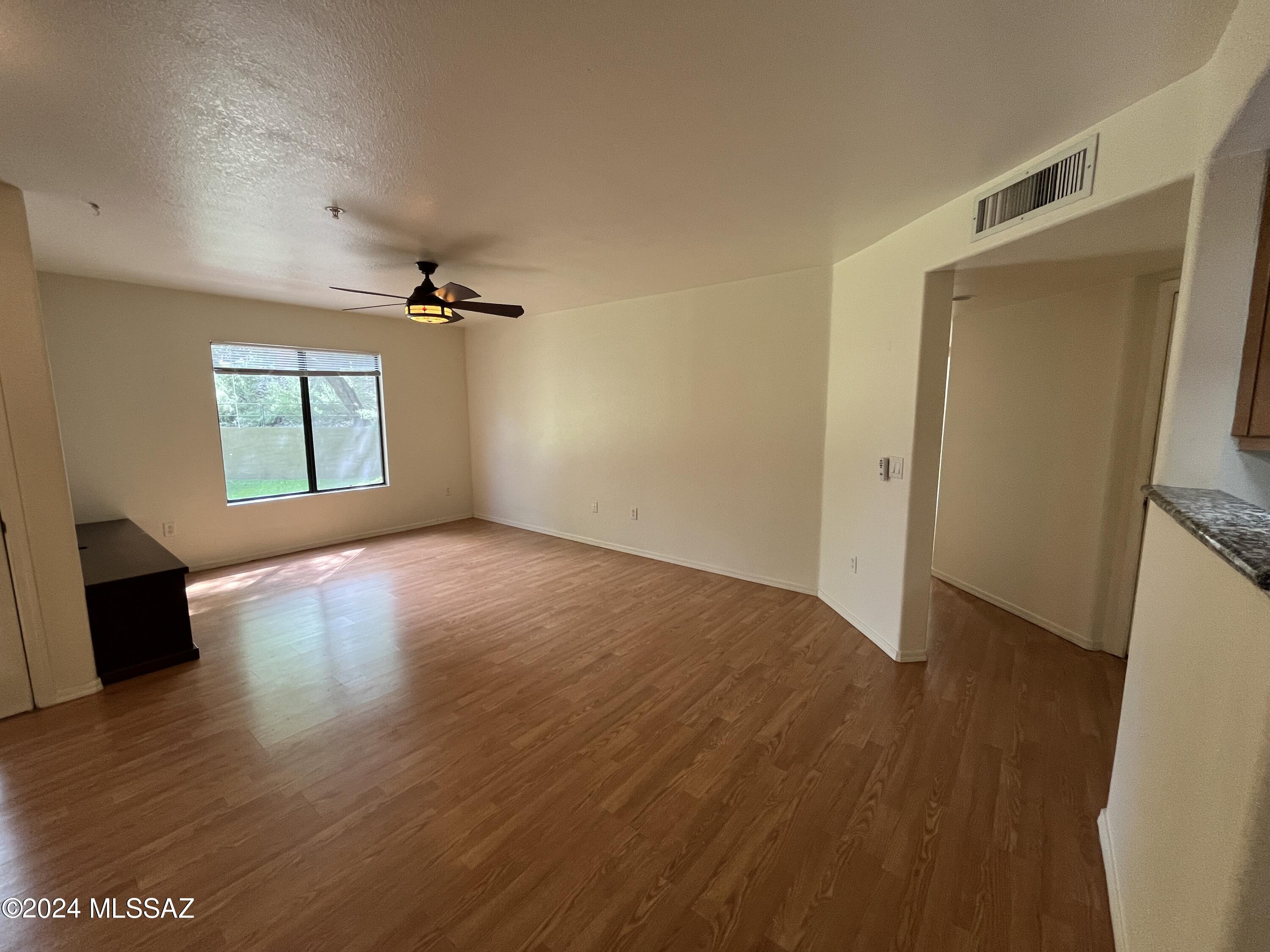 5751 North Kolb Road, Unit 2102 Tucson, AZ 85750 - Photo 12 of 25 IMG_3946