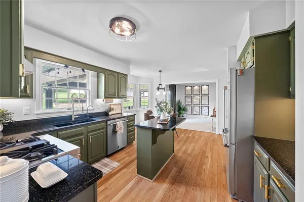 $650,000 | 107 Union Church Road, Mars, PA 16046