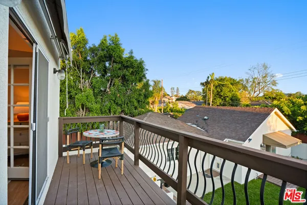 $1,699,000 | 11552 Hesby Street, Valley Village, CA 91601