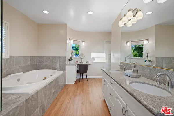 $1,699,000 | 11552 Hesby Street, Valley Village, CA 91601