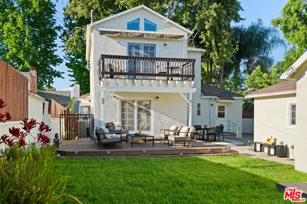 $1,699,000 | 11552 Hesby Street, Valley Village, CA 91601