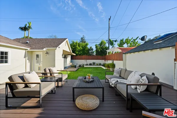 $1,699,000 | 11552 Hesby Street, Valley Village, CA 91601