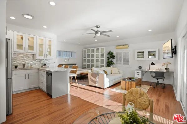 $1,699,000 | 11552 Hesby Street, Valley Village, CA 91601