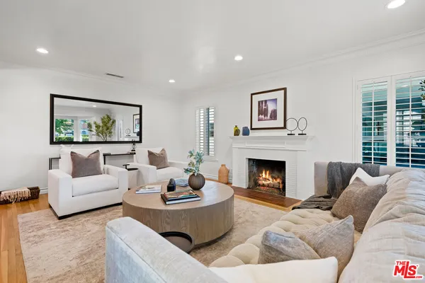 $1,699,000 | 11552 Hesby Street, Valley Village, CA 91601