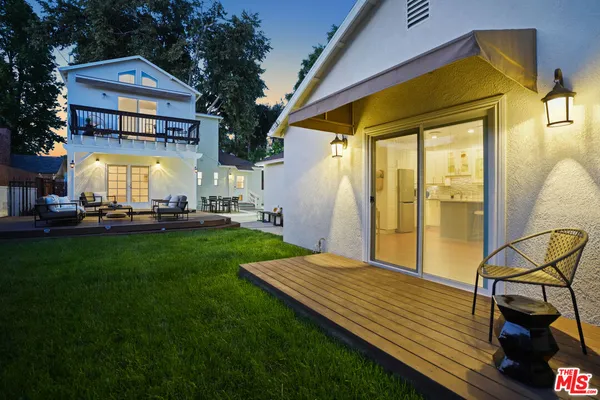 $1,699,000 | 11552 Hesby Street, Valley Village, CA 91601