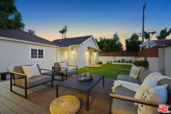$1,699,000 | 11552 Hesby Street, Valley Village, CA 91601