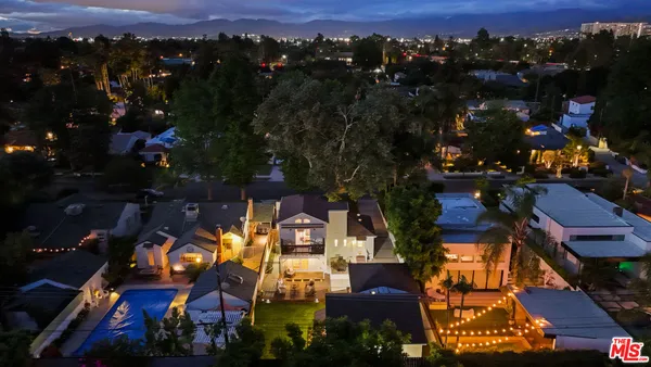 $1,699,000 | 11552 Hesby Street, Valley Village, CA 91601
