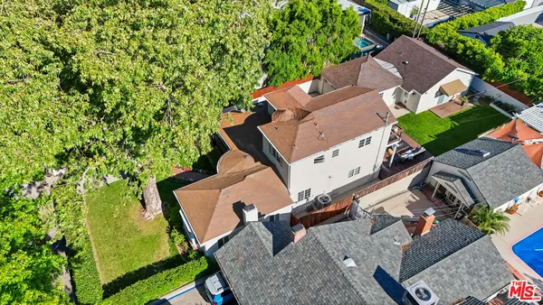$1,699,000 | 11552 Hesby Street, Valley Village, CA 91601