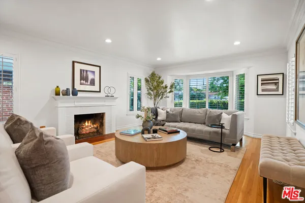 $1,699,000 | 11552 Hesby Street, Valley Village, CA 91601