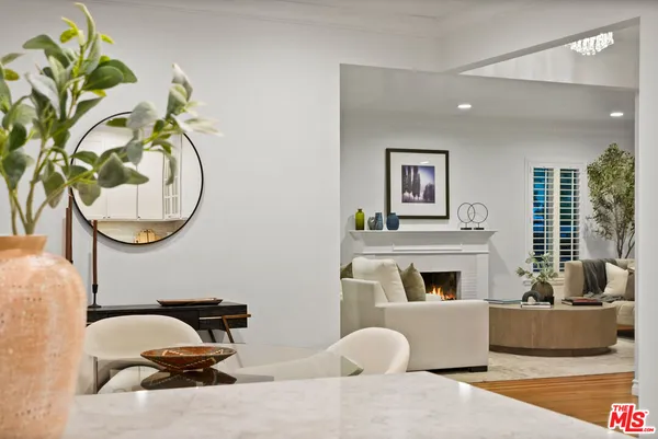 $1,699,000 | 11552 Hesby Street, Valley Village, CA 91601